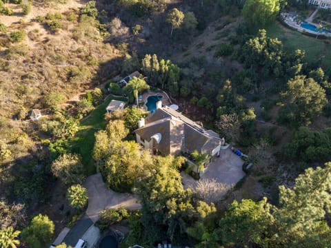 Buena Creek Refuge - Family Resort Destination - Secure and Private - House in San Marcos