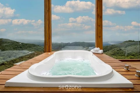 Hot Tub, Mountain view