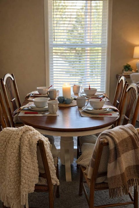 New Riverfront BYO Boat Game Room House in Bellaire