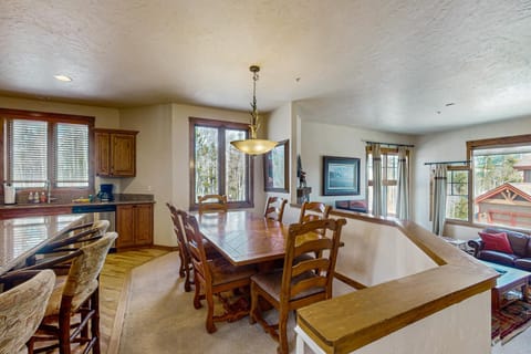 Trailside Tranquility House in Fraser