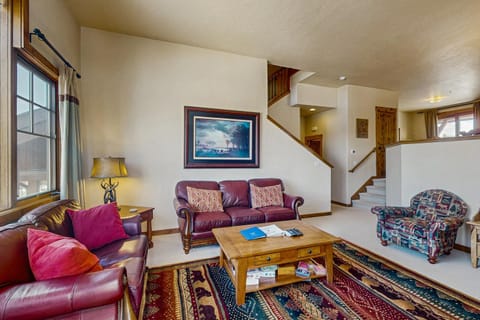 Trailside Tranquility House in Fraser