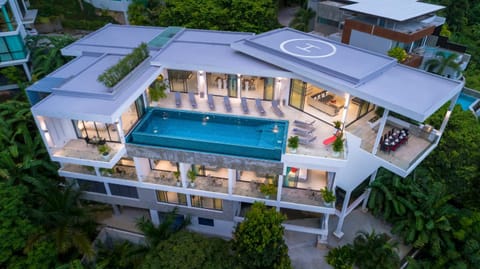 Property building, Bird's eye view, Pool view
