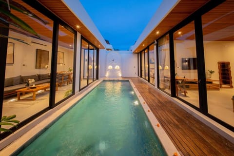 Seating area, Bedroom, Swimming pool, Swimming pool