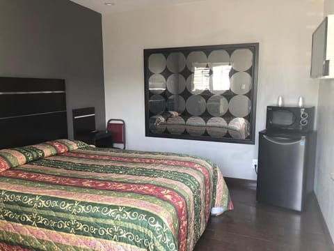 El Grande Motel Hotel in South Gate