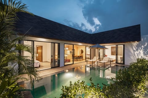 Property building, Pool view, Swimming pool