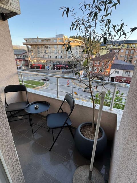 Gold Urban Escape Apartment in Ohrid