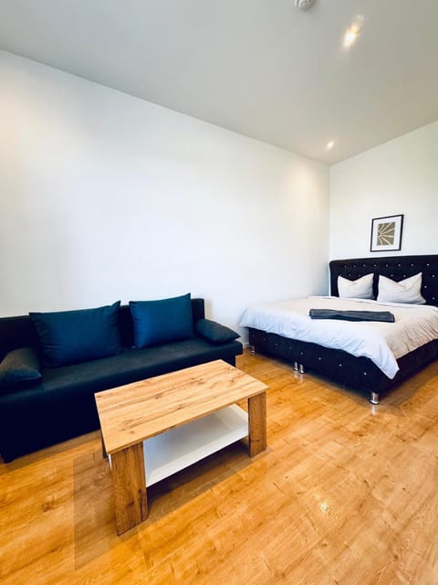 Property building, Bed, Seating area, Bedroom