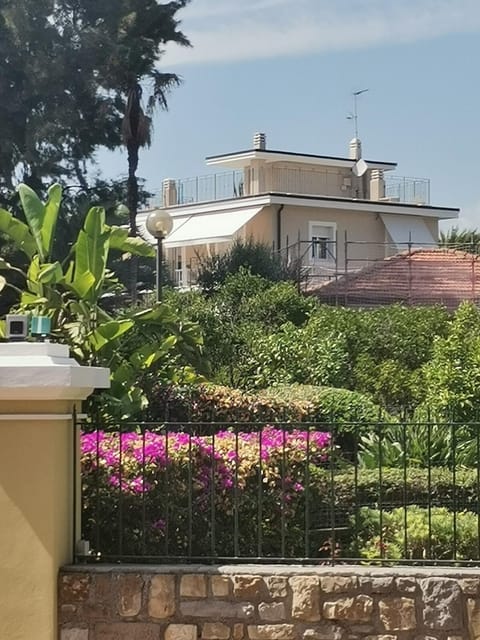 Casa Camilla Apartment in Bordighera