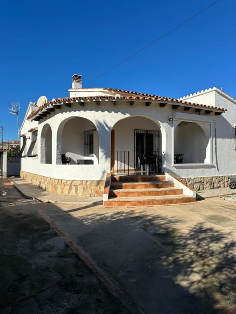 Property building, Balcony/Terrace