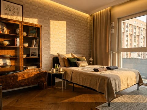 Bed, Library, Photo of the whole room