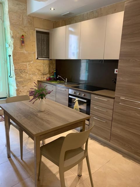 Kalkara Maisonette in the Alley Apartment in Saint Paul's Bay