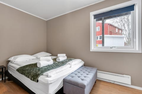 The Arctic Pearl I Near City Center I Free Parking Apartment in Tromso