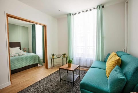 Paris 2 - Vendôme - Rue Volney - 2 rooms Apartment in Paris