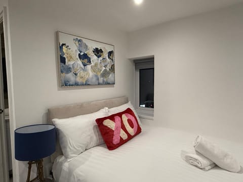 Snuggle Cove Apartments- Walton Road Apartment in Liverpool