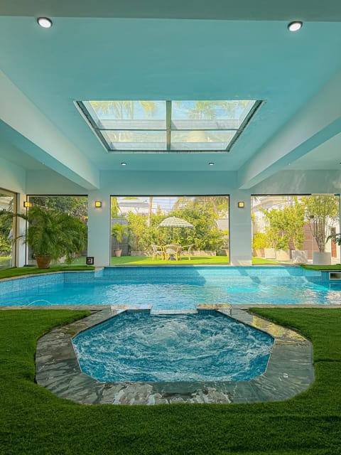 Pool view, Swimming pool, Swimming pool