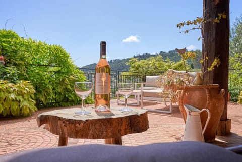 Balcony/Terrace, Mountain view