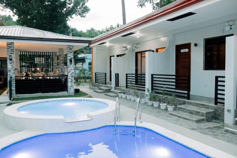 Property building, Swimming pool, Swimming pool