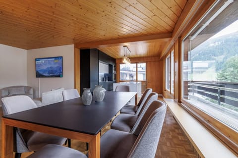 Luxe Davos Residence with Views Private Balcony Apartment in Davos