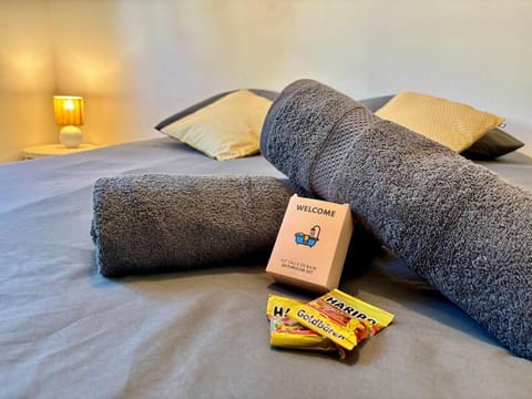 Maison 8 personnes Garage & Terrasse privée House in Besançon