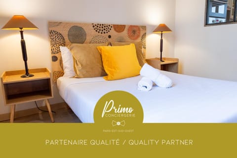 Bed, Property logo or sign, Bedroom