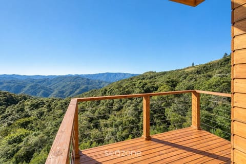 Balcony/Terrace, Mountain view