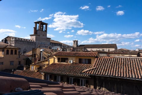 Scappo in Umbria, L'attico del corso Apartment in Perugia