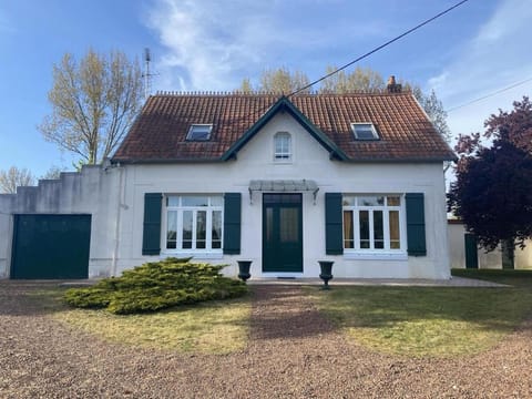 Property building, Spring, Day, Garden, Garden view