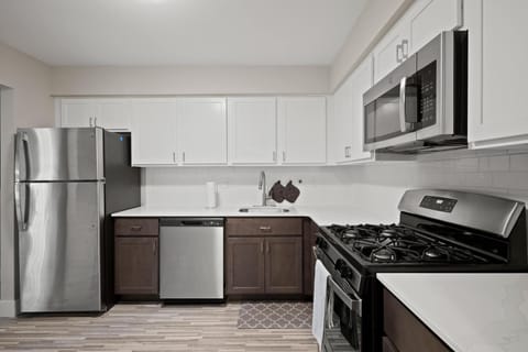 Charming Rochester Retreat Cozy & Stylish Stay Apartment in Rochester