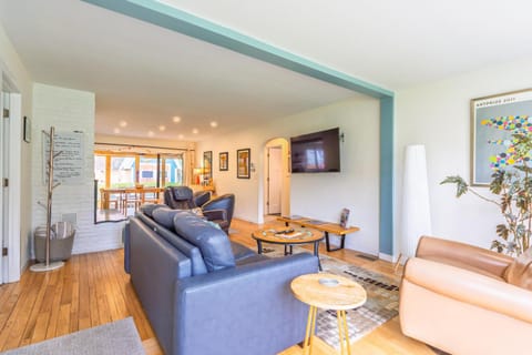 Experience lakeside tranquility at The 9 House in Douglas