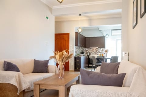 Comfy Downtown Apartment Apartment in Kavala
