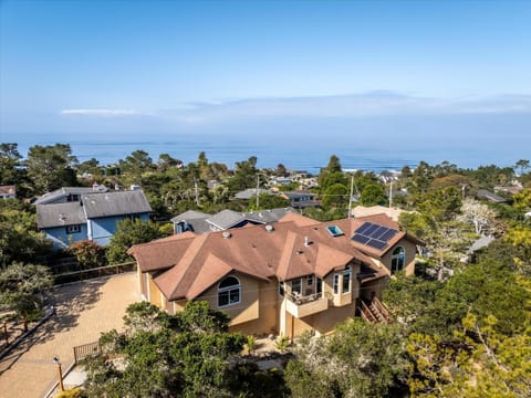 Bixby's Ocean View-Monthly-Spring Special-Mar thru May House in Cambria