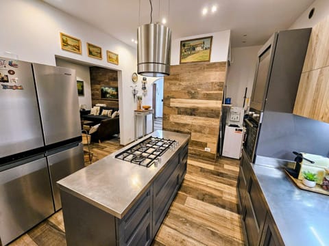 pet friendly, laundry, kitchen