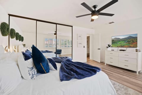 4Bd l Pool & Tennis Access l 5 mi downtown PS House in Cathedral City