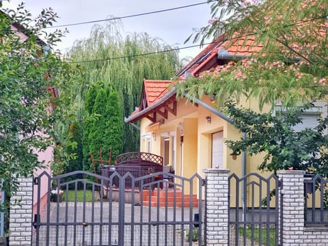 Property building, Garden, Garden view