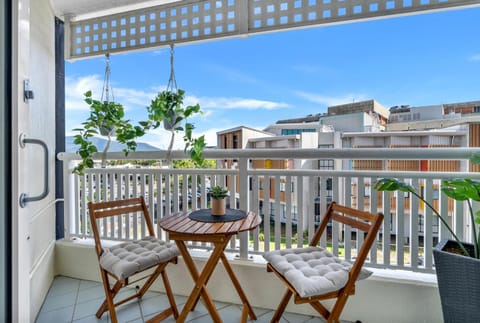 View (from property/room), Balcony/Terrace