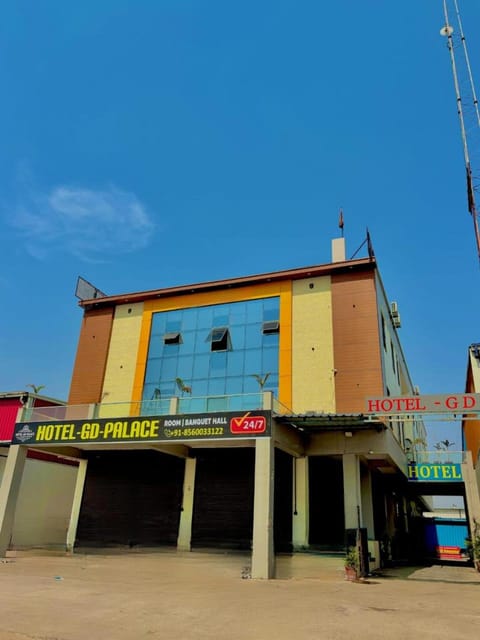 Property building, Day, Business facilities, towels