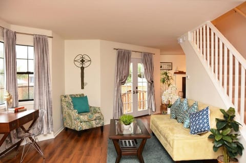 Sonoma Hideaway 3BD 2,5 BATH, Beautiful Patio and Garden House in Napa Valley