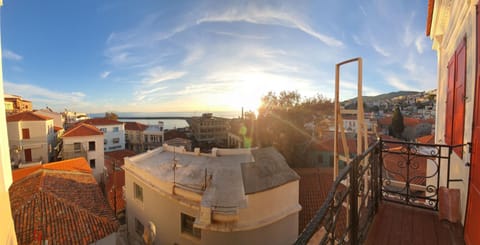 Day, View (from property/room), Balcony/Terrace, City view, Sea view, Sunset