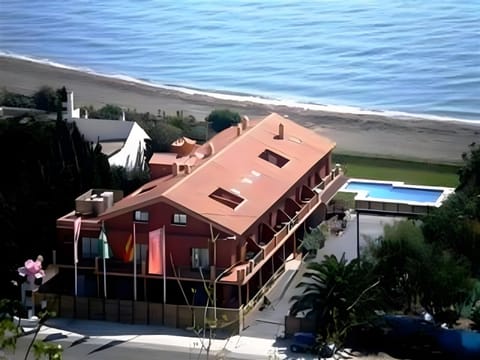 Property building, Pool view, Sea view