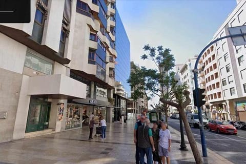 Apartamento en Rambla Alicante 4 pax Apartment in Alicante