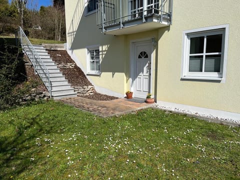 Property building, Spring, Day, Garden