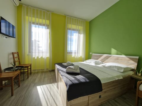 Day, Bedroom, Sea view, Sea view, Sunrise, towels