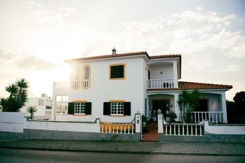 Property building, Day
