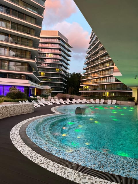 Property building, Swimming pool