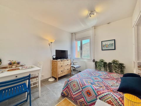 Communal lounge/ TV room, Bed, TV and multimedia, Seating area