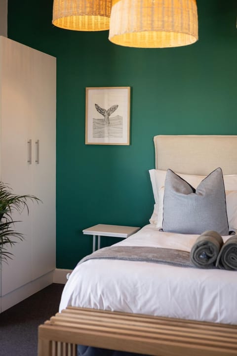 Mountain-View Studio - Hermanus Waterfront Apartments Apartment in Hermanus