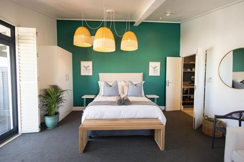 Mountain-View Studio - Hermanus Waterfront Apartments Apartment in Hermanus