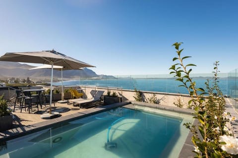 Mountain-View Studio - Hermanus Waterfront Apartments Apartment in Hermanus