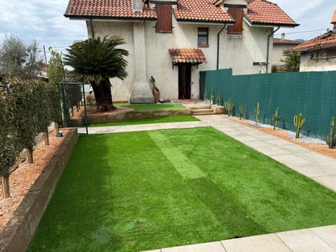 Property building, Garden, Garden view