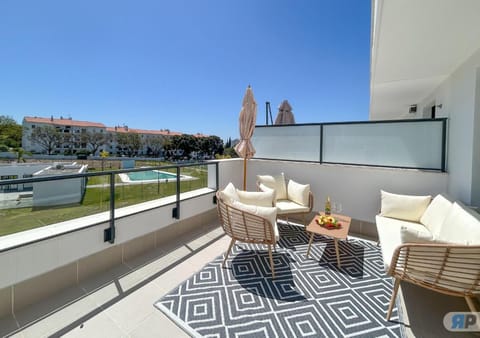 View (from property/room), Balcony/Terrace, Balcony/Terrace, Seating area